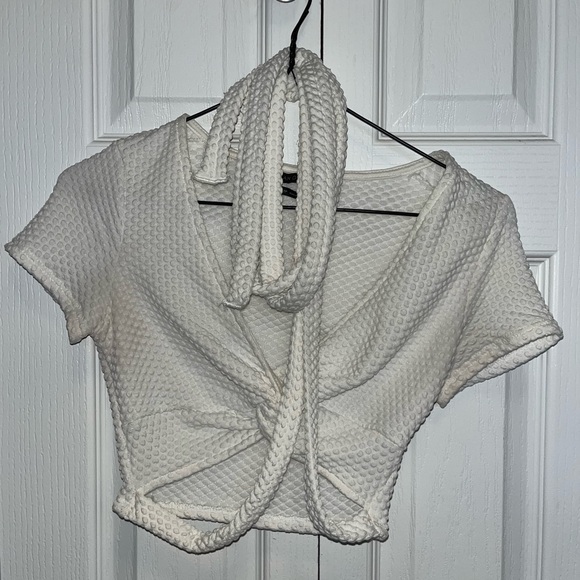 Urban Outfitters White Textured Wrap Top - Picture 5 of 8
